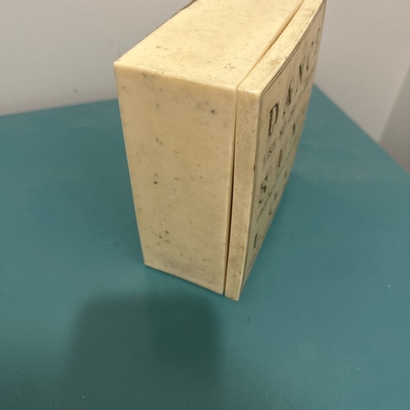 Clay Dance, Sing, Love box. - Picture 2 of 2